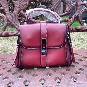 NWT SamaYe Red Vintage Style Fashion Trend Shoulder Saddle Bag